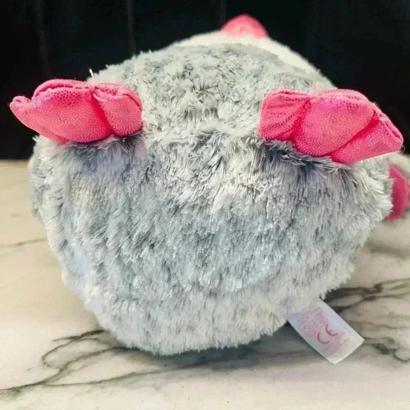 So cute! Ty Beanie Boo Baby Medium Olive the Penguin Plush Toy Glitter Eyes 9 in - Picture 5 of 6